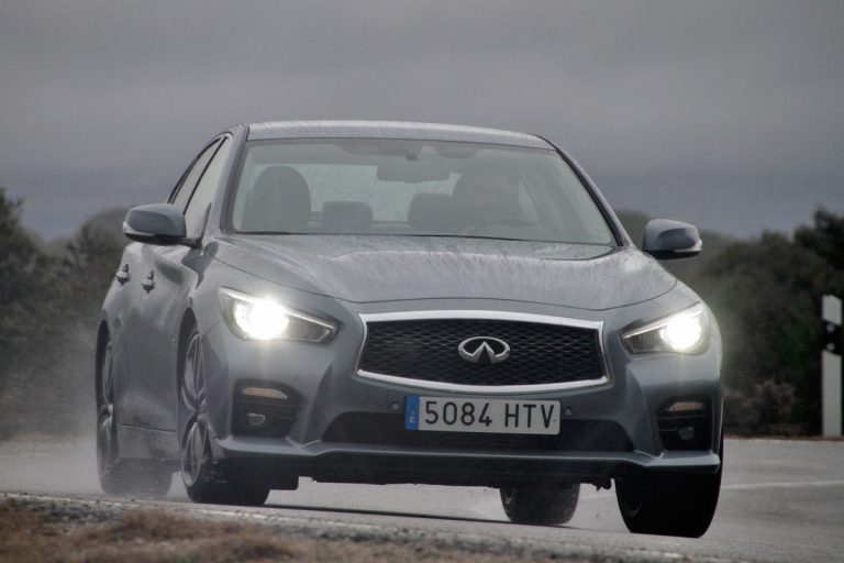 Q50 Limousine