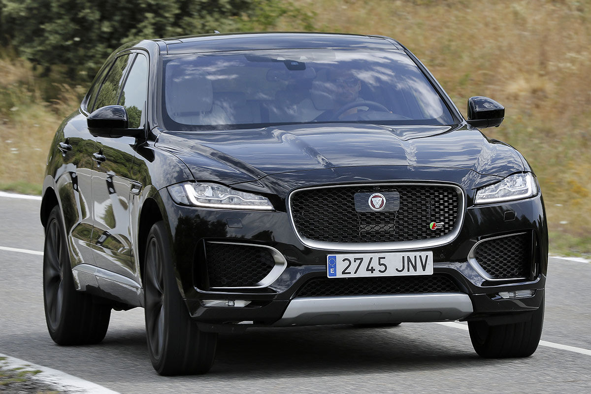 F-Pace Geländewagen (2015 - Oggi)