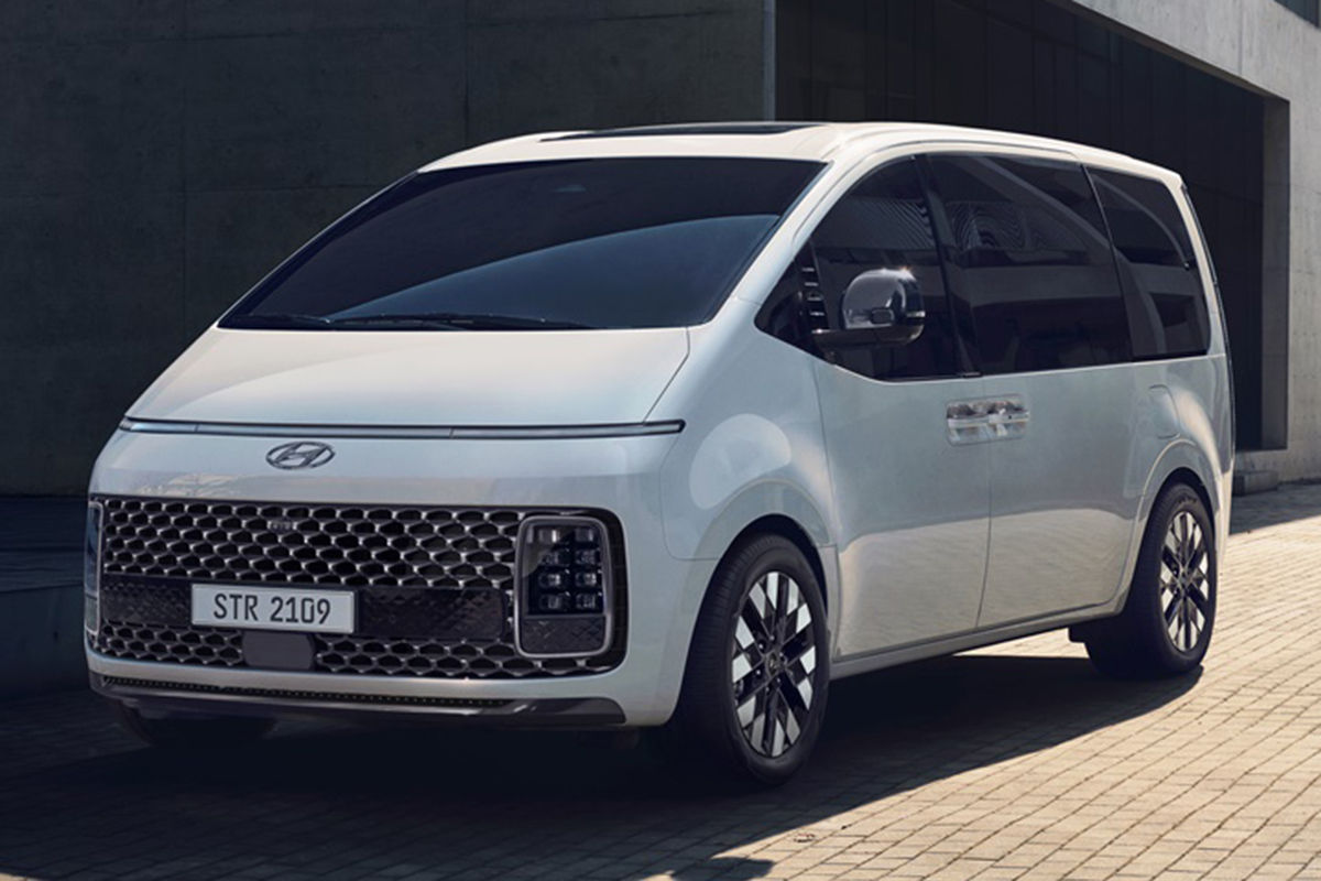 Staria Van (2021 - 2024)