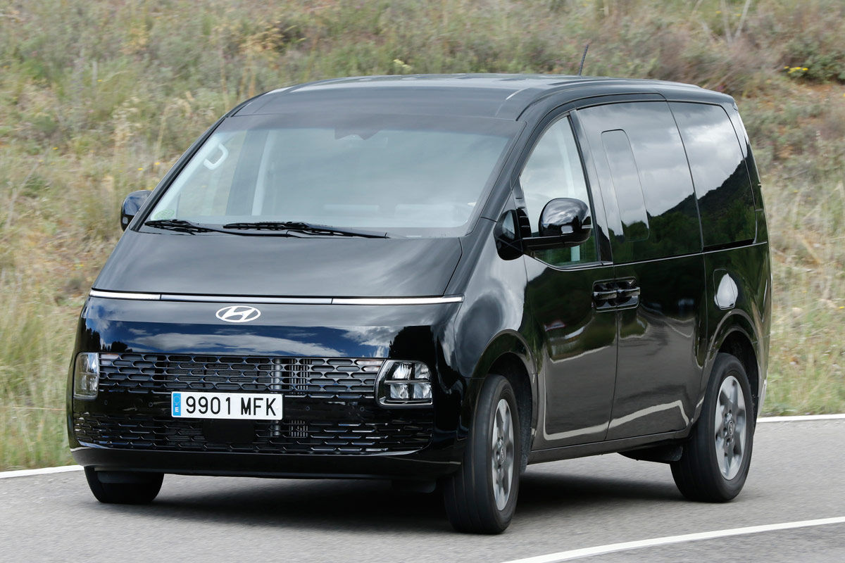 Staria Van (2024 - Oggi)