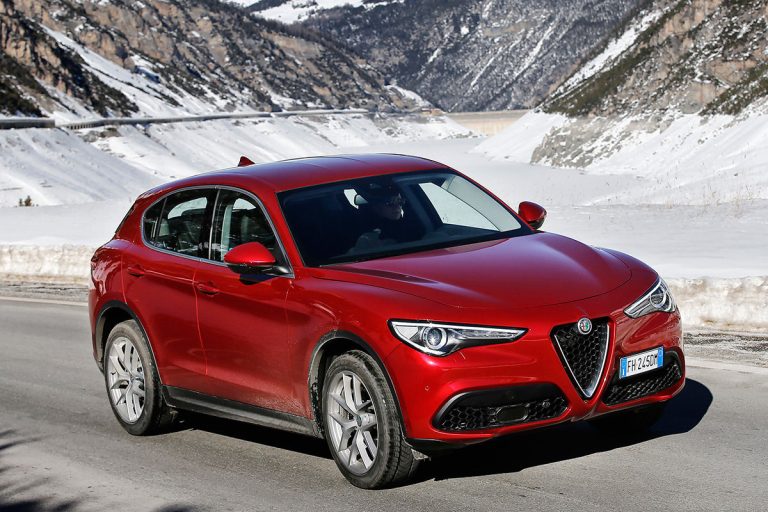 Stelvio Geländewagen