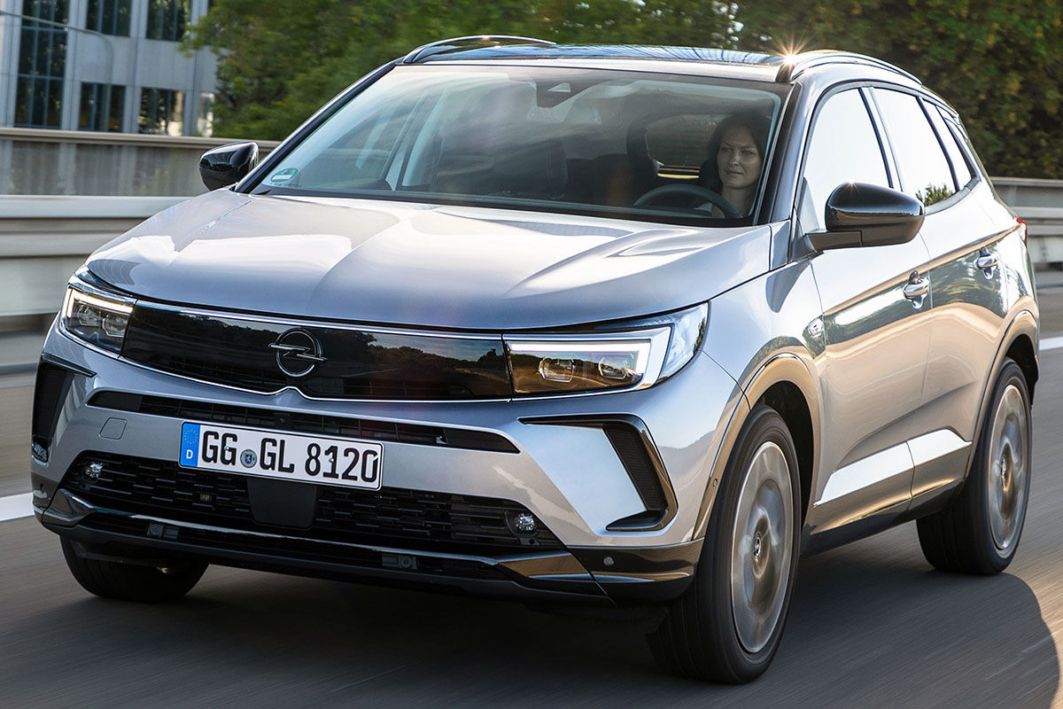 Grandland Geländewagen (2021 - 2024)